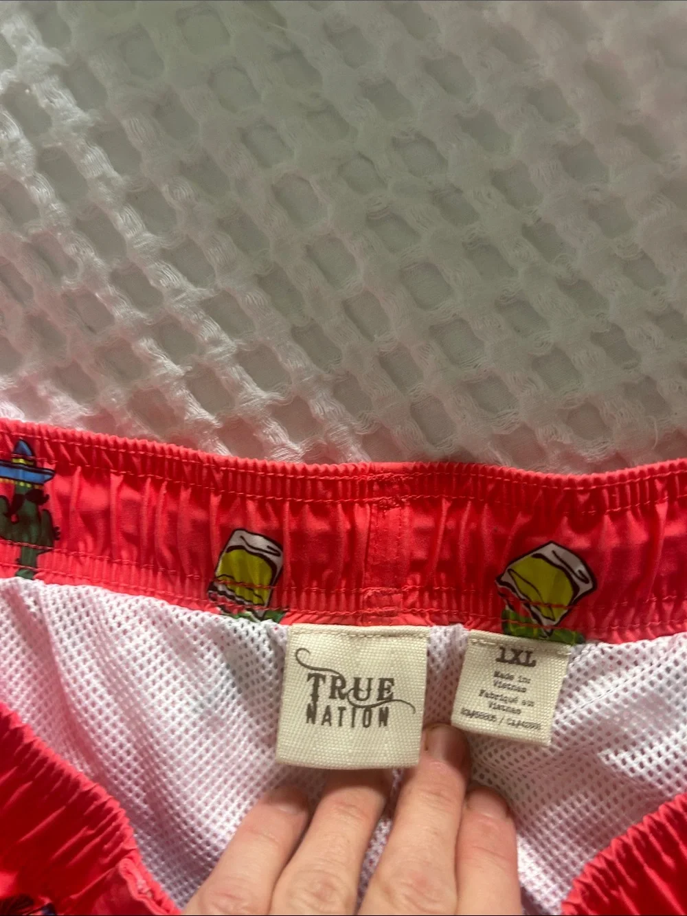 Men’s Swim Trunks Sz XL Worn Once Inseam 9”